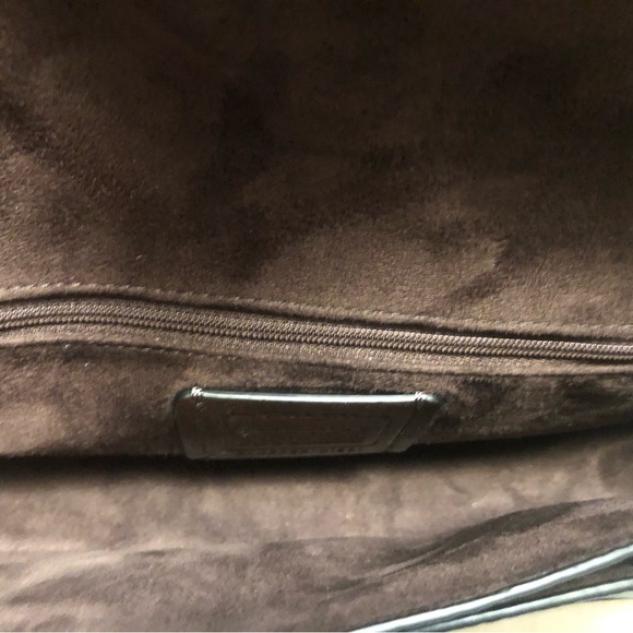 Coach flap shoulder bag with extra shorter handle in dark green - Picture 6 of 9